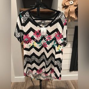 Ladies LuLaRoe Christy XL.  NWT
